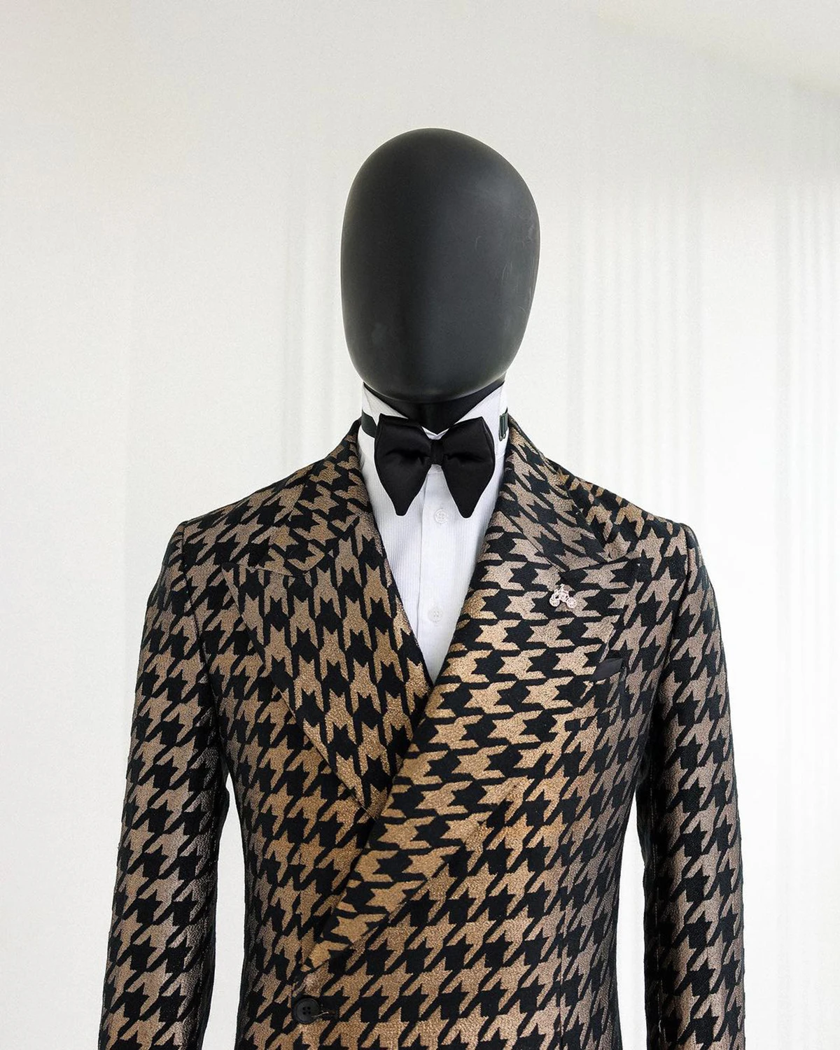 Mens Winter Checked Coat Peaked Lapel Wool Jacket Outerwear Thicken Warm Men Business Coats Only One Piece