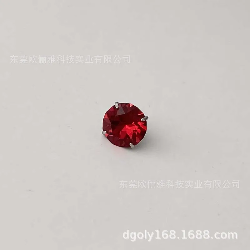 High-Quality Titanium Alloy Ear Studs with Diamond Detailing
