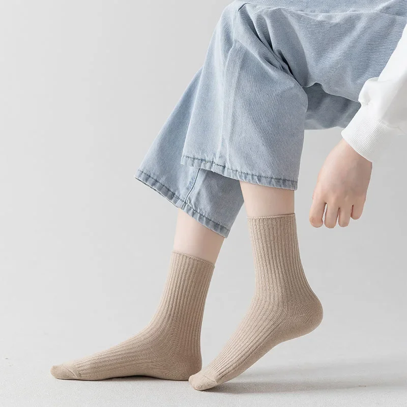 Womens Socks 5 Pairs Japanese Solid Color Casual Cotton Autumn Simple Medium Length