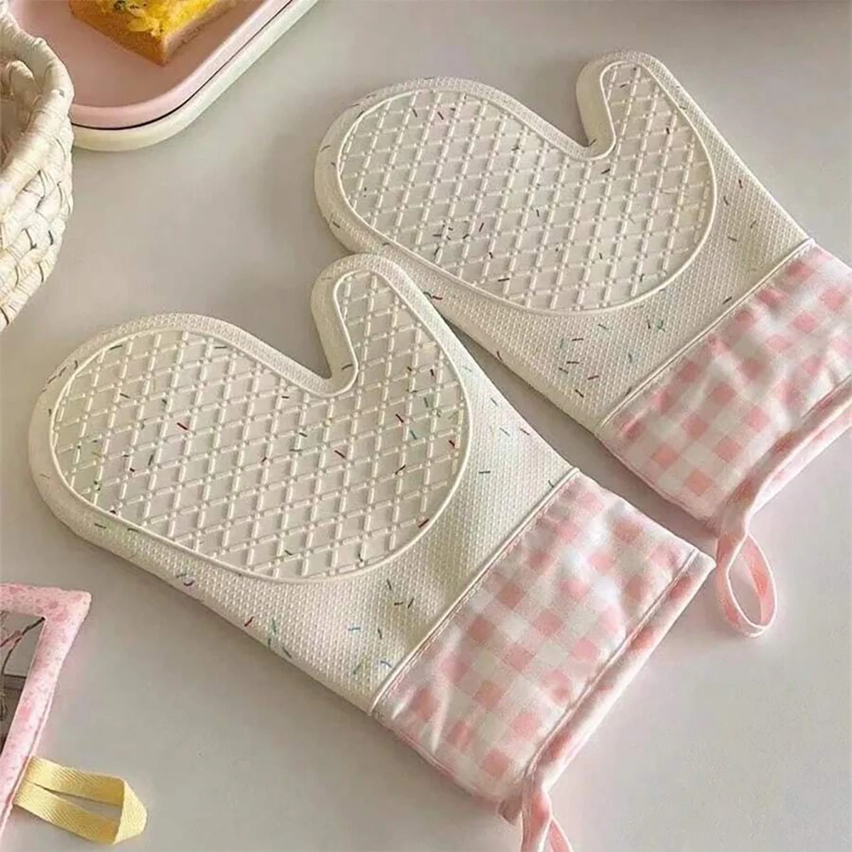 Heat-Resistant Non-Slip Kitchen Oven Mitts - Silicone Baking Gloves