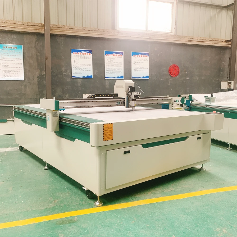 Multifunction Oscillating Knife Cutting Machine Blade Leather Cutter/Vibrating  Knife Foam Cutting Machine - China Knife Cutting Machine, Fabric Cutting  Machine