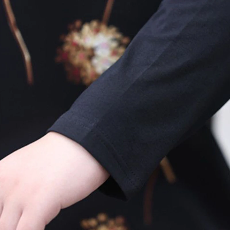 Рисунок 5 - Футболка женская с длинным рукавом