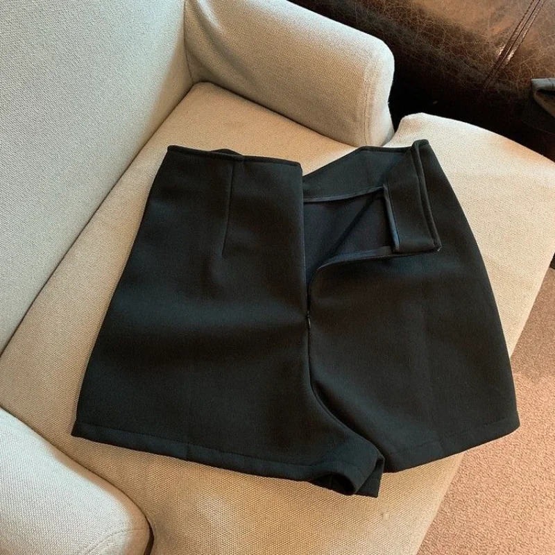 Fashion Black Button Patchwork Thin High Waist Shorts Spring Summer New Solid All-match A-line Shorts Casual Trend Women Clothes