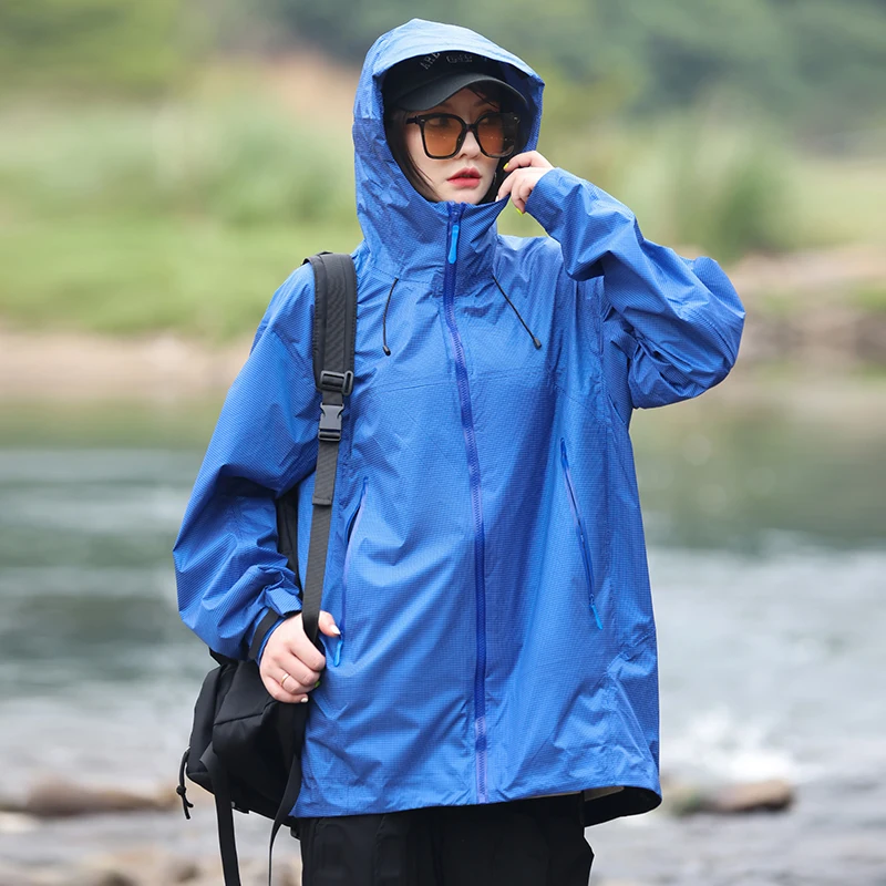 Men's Spring and Autumn Outdoor Mountaineering Camping Windproof and Waterproof Travel Thin Hooded Sprint Coat