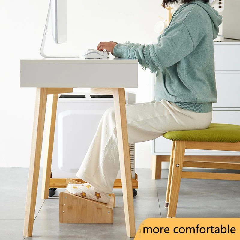 Under The Desk Adjustable Footrest Foot Stool for Office or Home Perfect Nursing Foot Rest  3-Level Quick Adjust Incline stool
