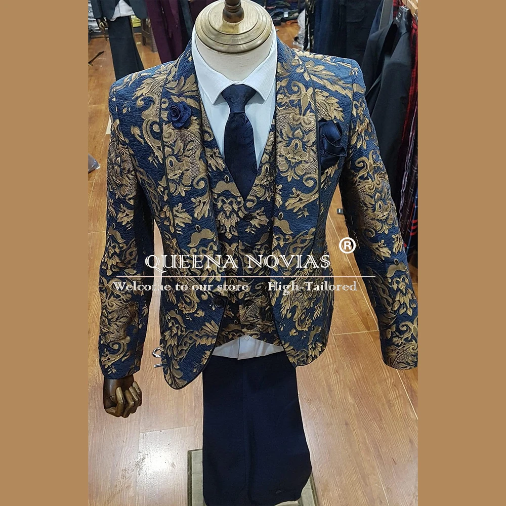 

Vintage Navy Jacquard Suits Men For Wedding Plus Size Shawl Lapel Jacket Vest Pants 3 Pieces Formal Business Party Tuxedos Groom