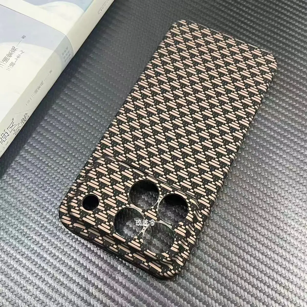 Kevlar Pattern Ultra-Thin Shockproof Matte Case - Hard PC Cover & Bumper