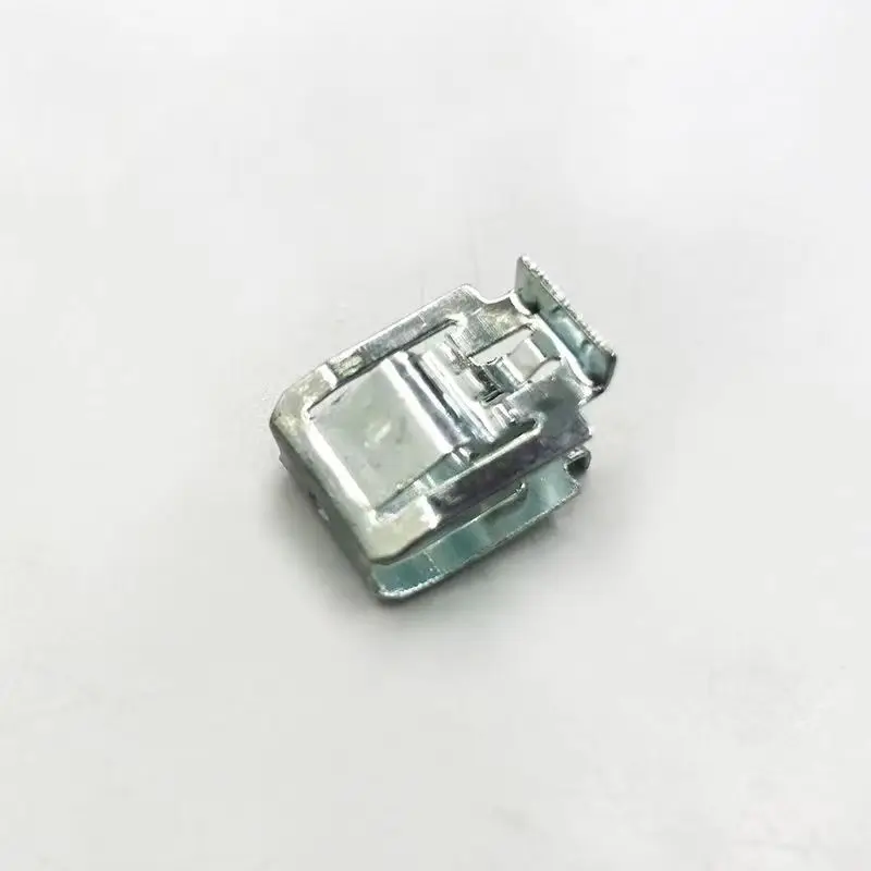 Sunroof Slider Repair Clips for Audi A4 B8 A6 C7 Q3 Q5 Car roof handle fixing iron clip Car roof handle armrest cover