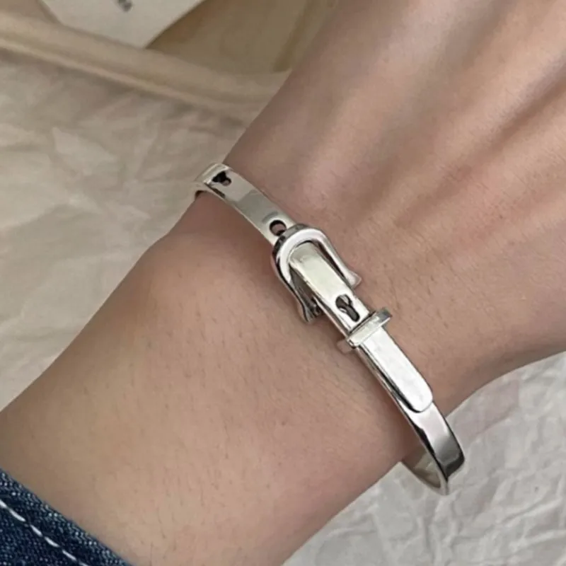 Silver Color Horseshoe Belt Buckle Bangle&Bracelet for Women Cool Creative Design Prevent Allergy Bangles Party Jewelry Gift