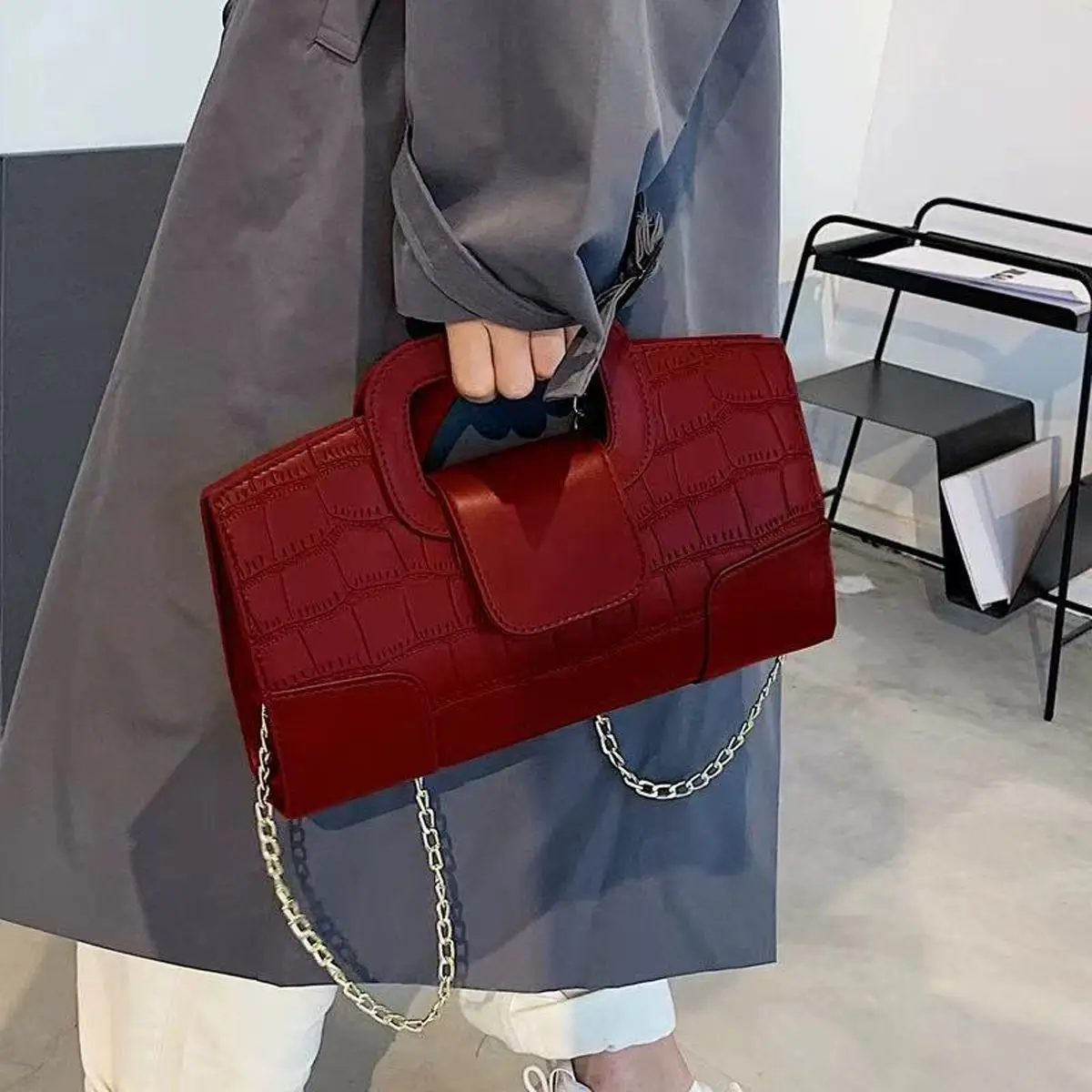 Retro Solid Color Chain Handbag Women Crocodile Texture Leather Large Capacity Shoulder Bags Ladies Fashion Casual Crossbody Bag