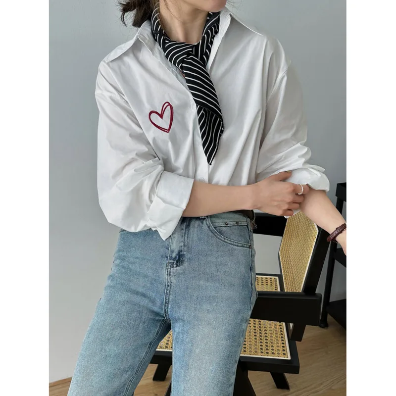 

2023 Spring Heart Embroidery Long Sleeve Shirts Women Turn Down Collar Loose Cotton Blouse Tops
