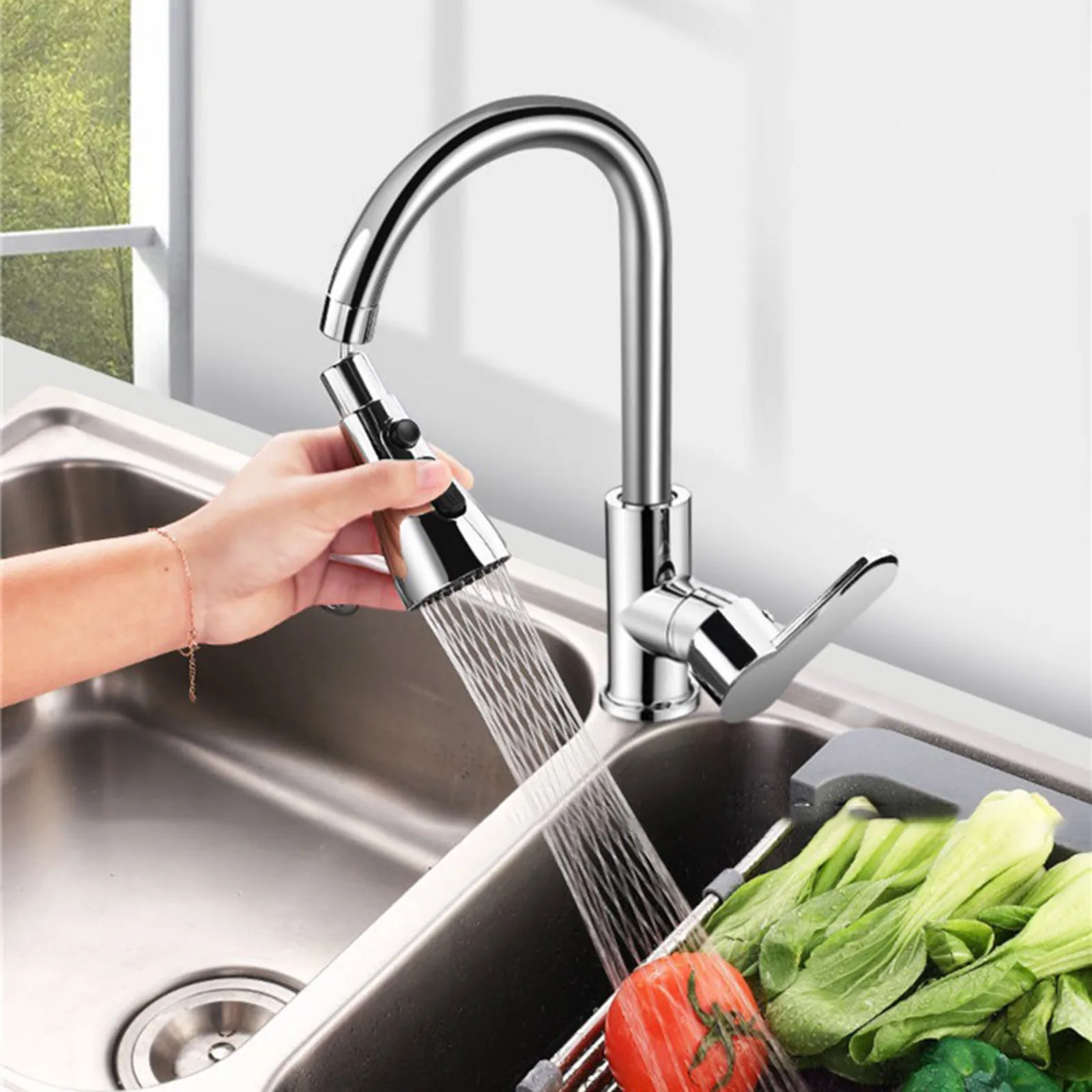 Sanipro SS304 évier de capteurs automatique cuisine mélangeur robinet d'eau  360 Rotation en degrés robinet flexible sans contact avec pulvérisateur à  tirer vers le bas - Chine Robinet de cuisine à capteur