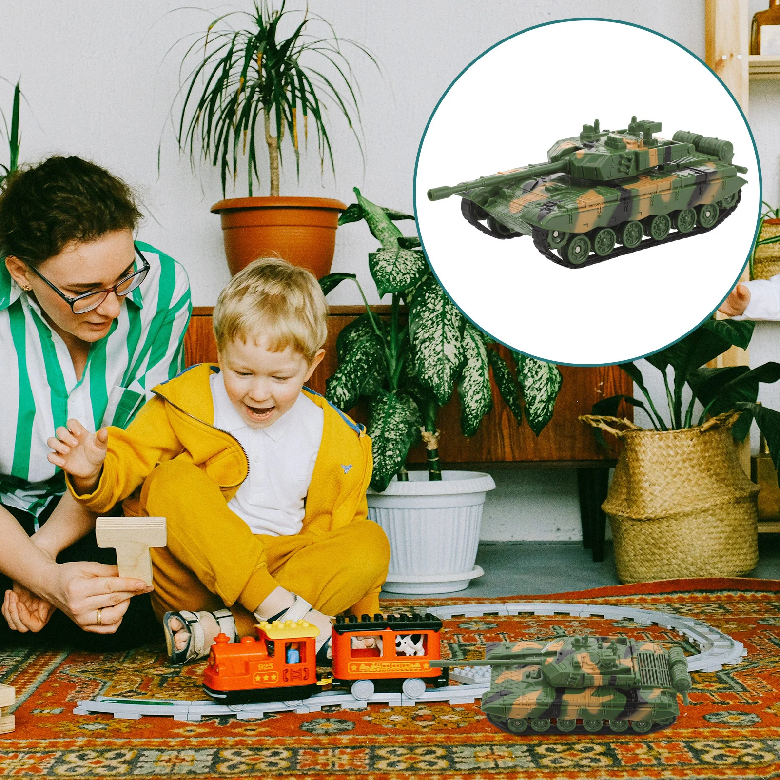 

Игрушечный танк с эмуляцией для детей (зеленый камуфляж)