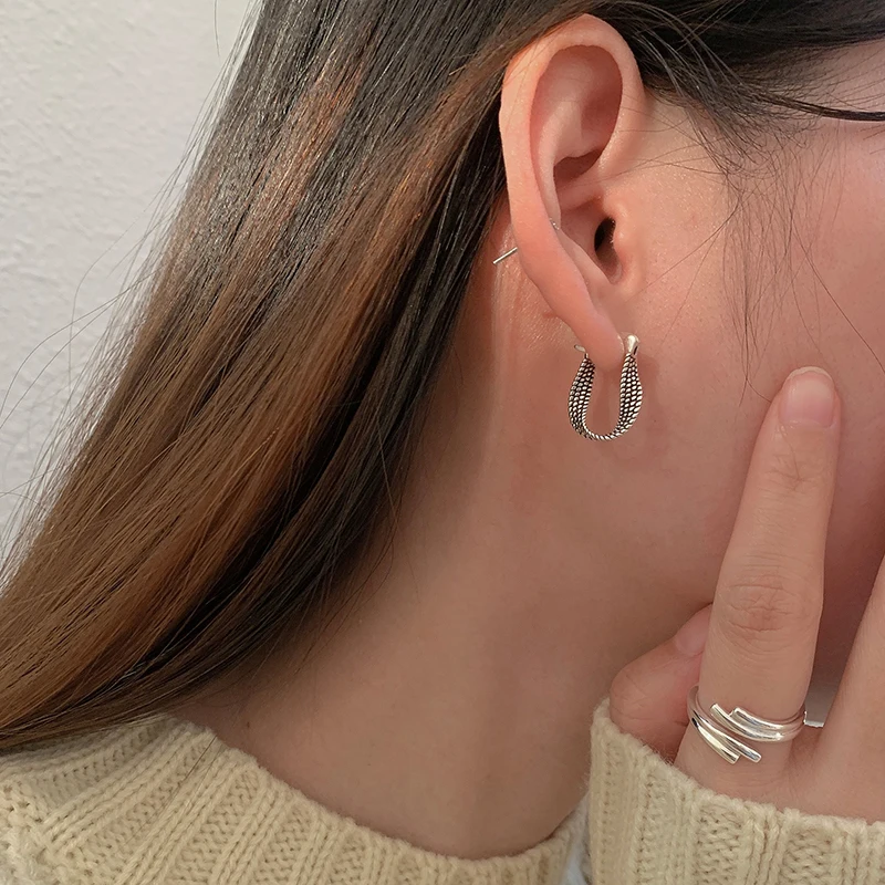 Twist Winding Earrings - Image 4