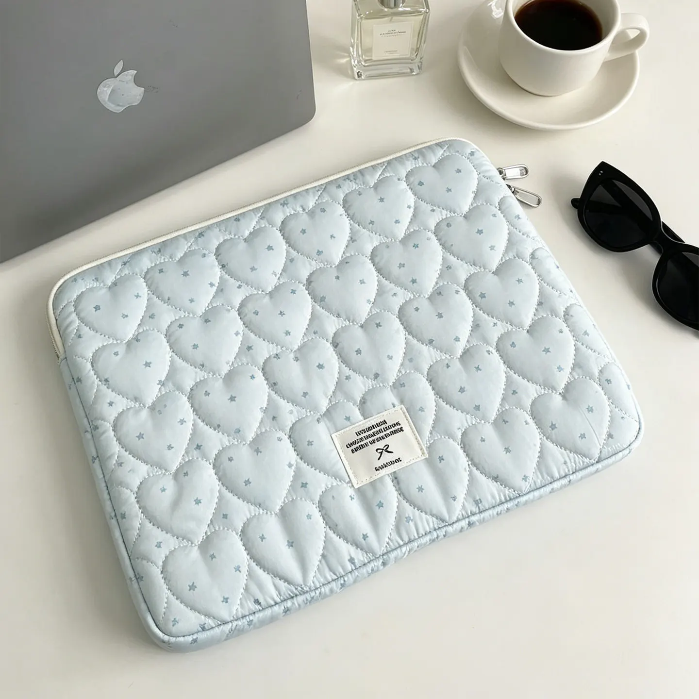 Charming Quilted Laptop Sleeve - Shockproof Notebook and Tablet Pouch Bag