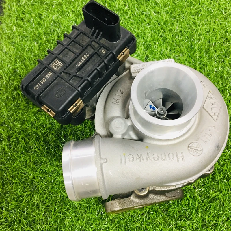 

Турбокомпрессор Turbo GTC1446VZ для двигателя sаик D19 808832-0001