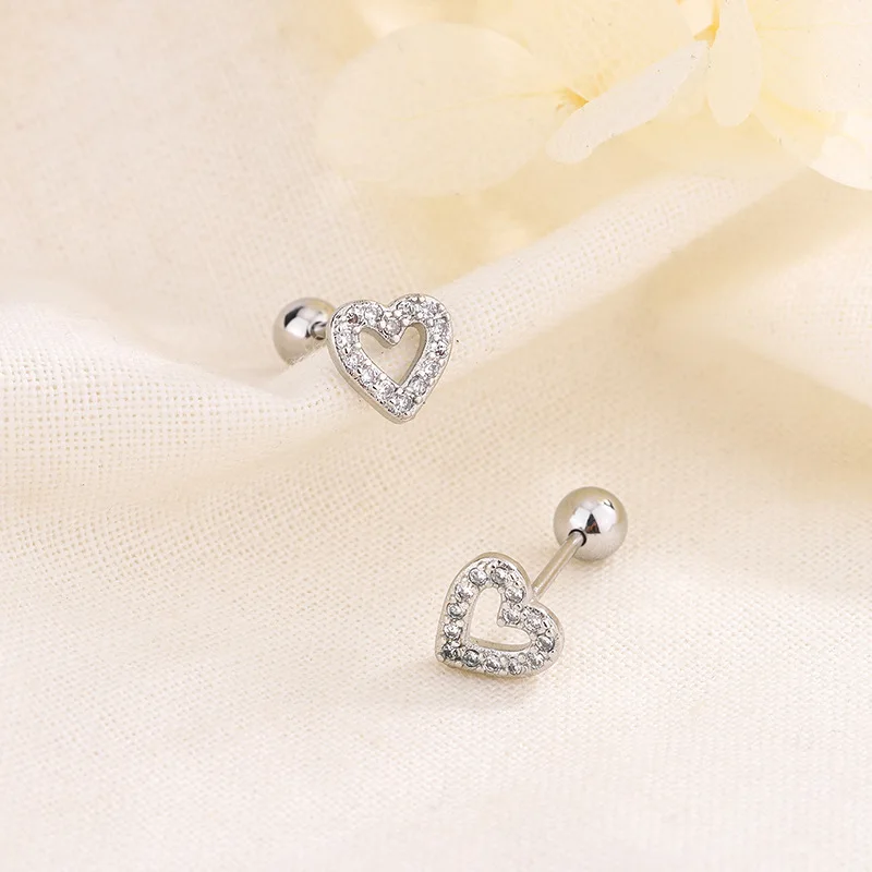 New Fashion Heart Stud Earrings for Women Hypoallergenic