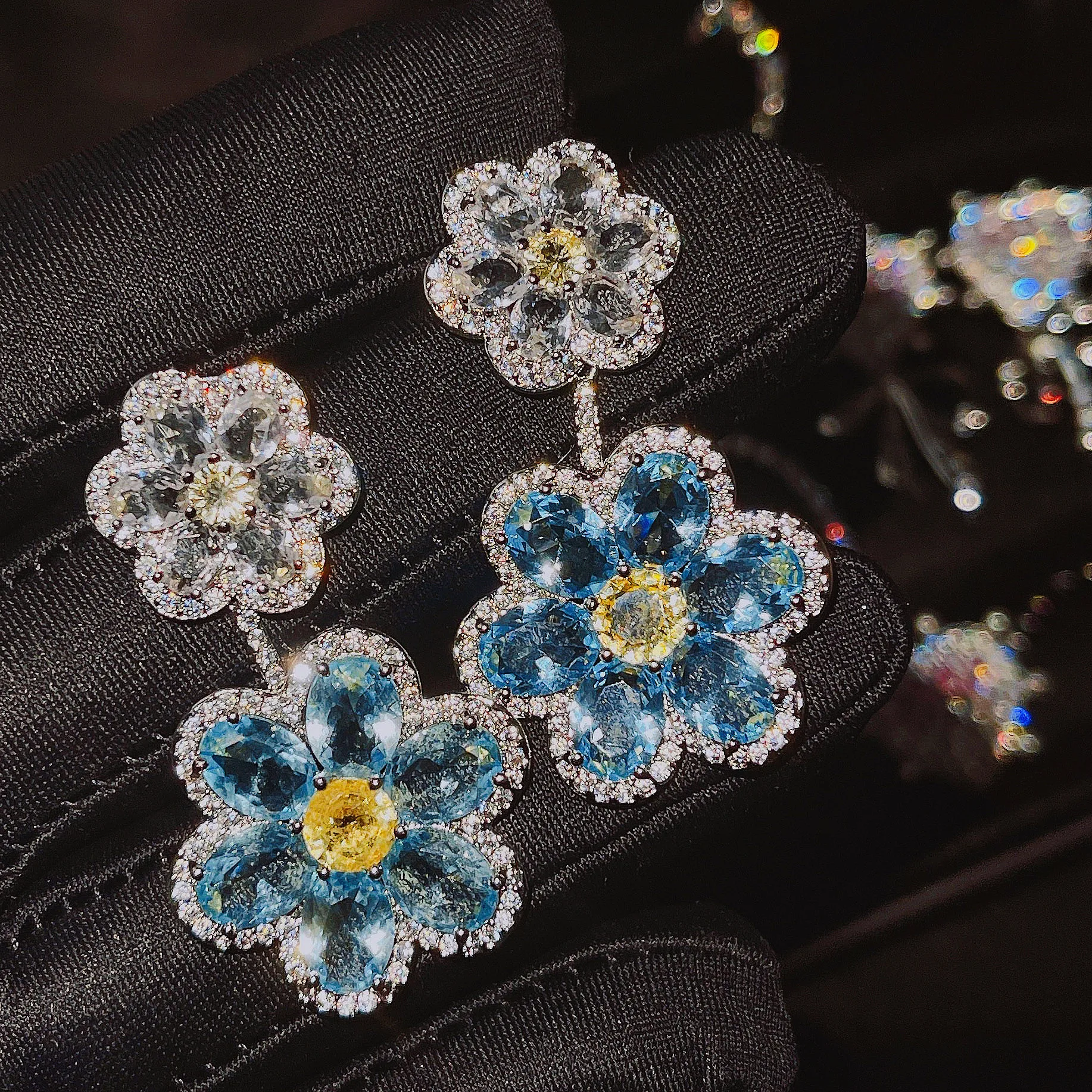 

Exquisite Flower Design Earrings For Women Shining Blue Crystal Zircon Drop Earring Girls Wedding Temperament Jewelry 2023 New