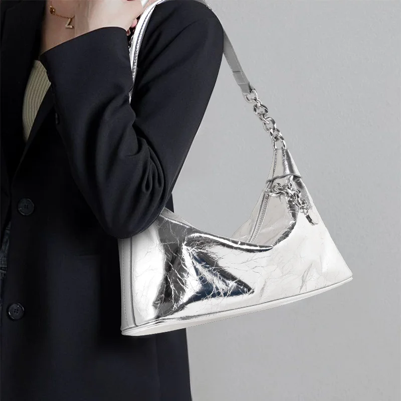 Fashionable women's underarm chain bag, made of cowhide material, in the shape of dumplings, with adjustable shoulder straps 2