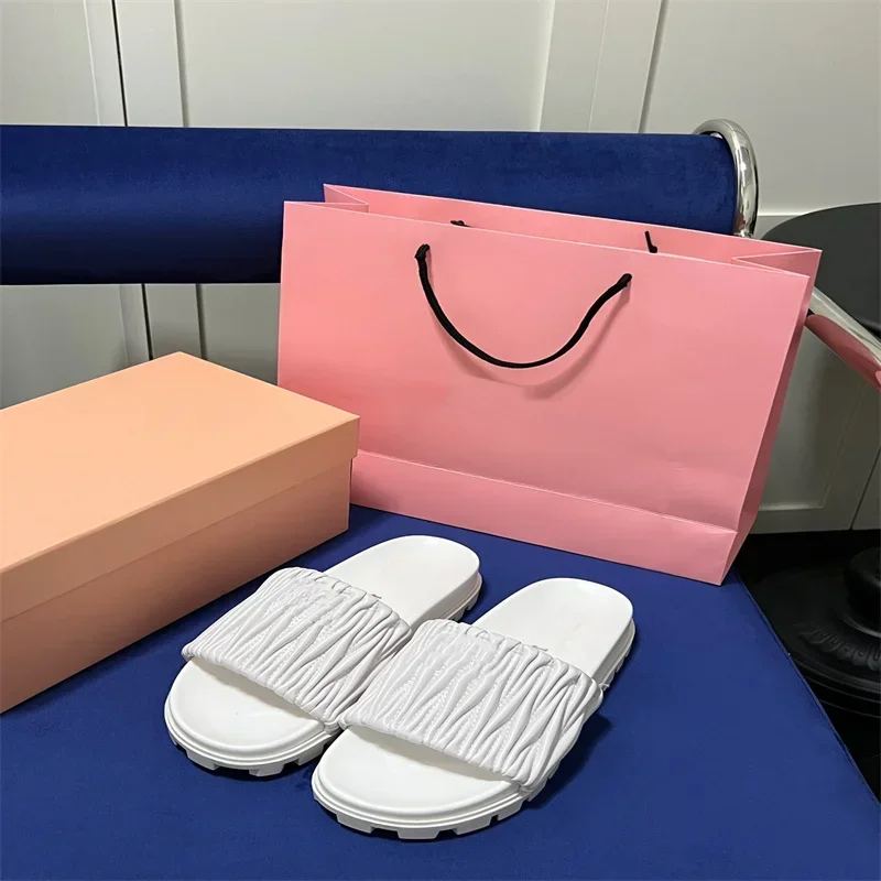 2024New European and American style pleated shoes with thick soles and slim heels in summer and autumn