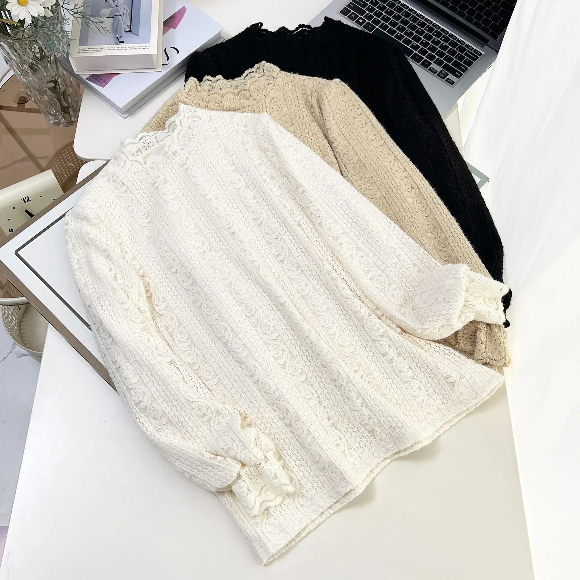 XXXXL Fashion Plus Size Women's T-Shirt New Retro Fleece And Warm Lace Long Sleeved Base Tops For The 2025 autumn/winter 2522