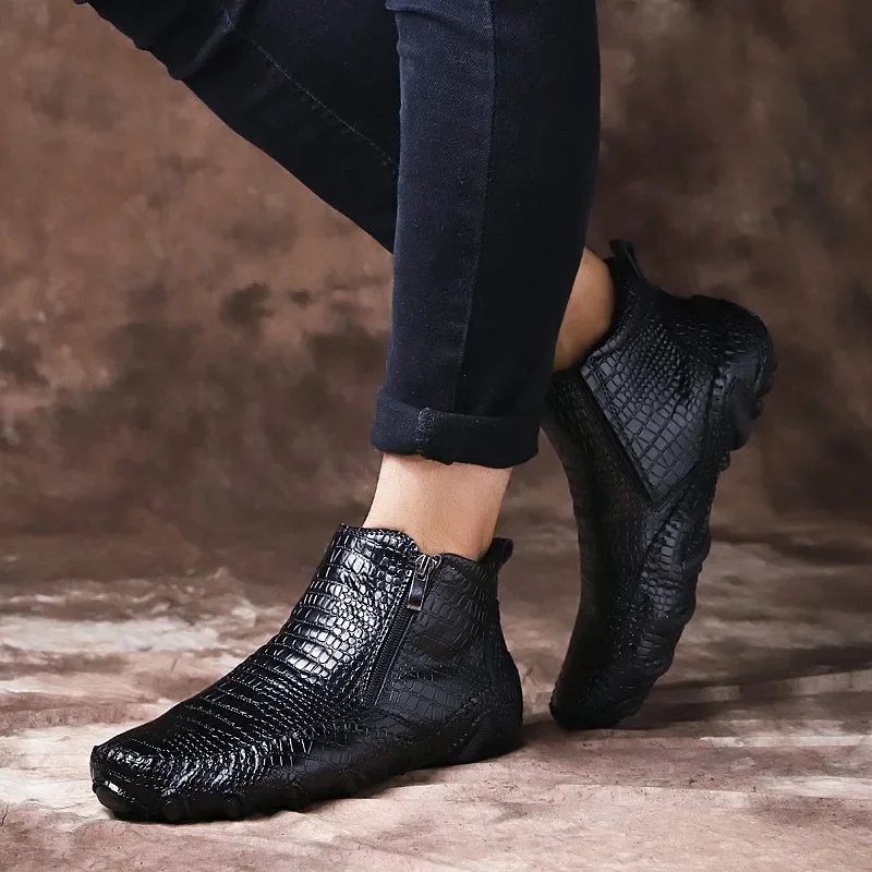 Classic Genuine Leather Spring Men's Boots Plush Warm Platform Men's Snow Boots Punk Outdoor Motorcycle Boots New Man Work Shoes