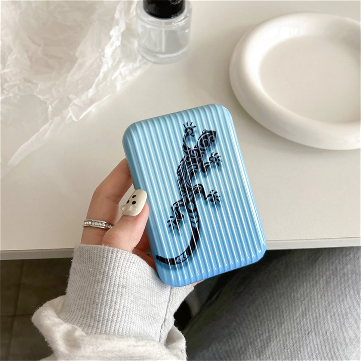 For Iphone Powerbank Case External Battery Shockproof Bumper Wireless Magnetic Battery Protective Cover Silicone Case Soft