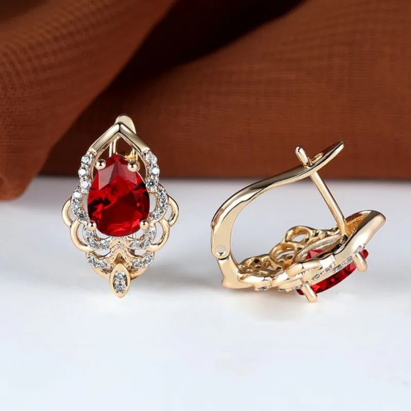 

Серьги-клипсы золотого цвета с камнем маркиза для женщин
