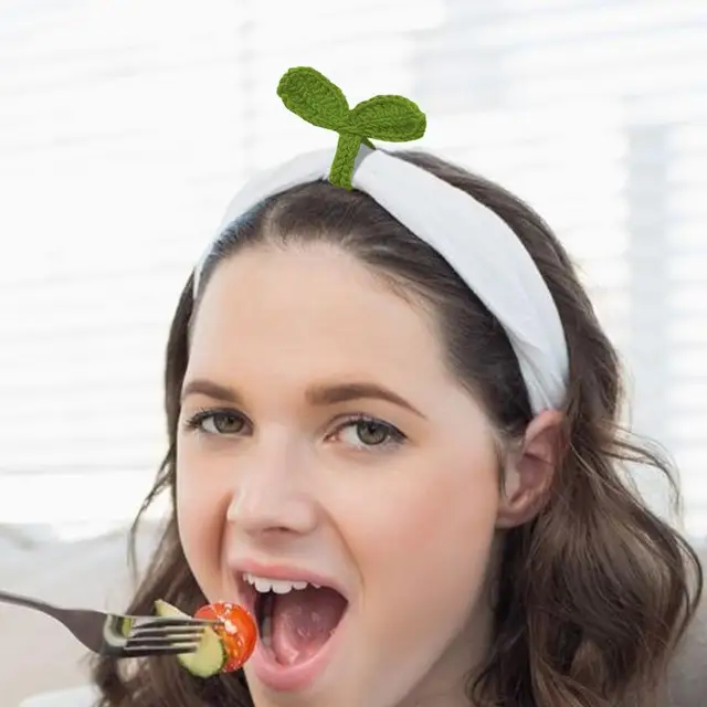 Creativo lavorato a maglia all'uncinetto foglia germoglio cavo