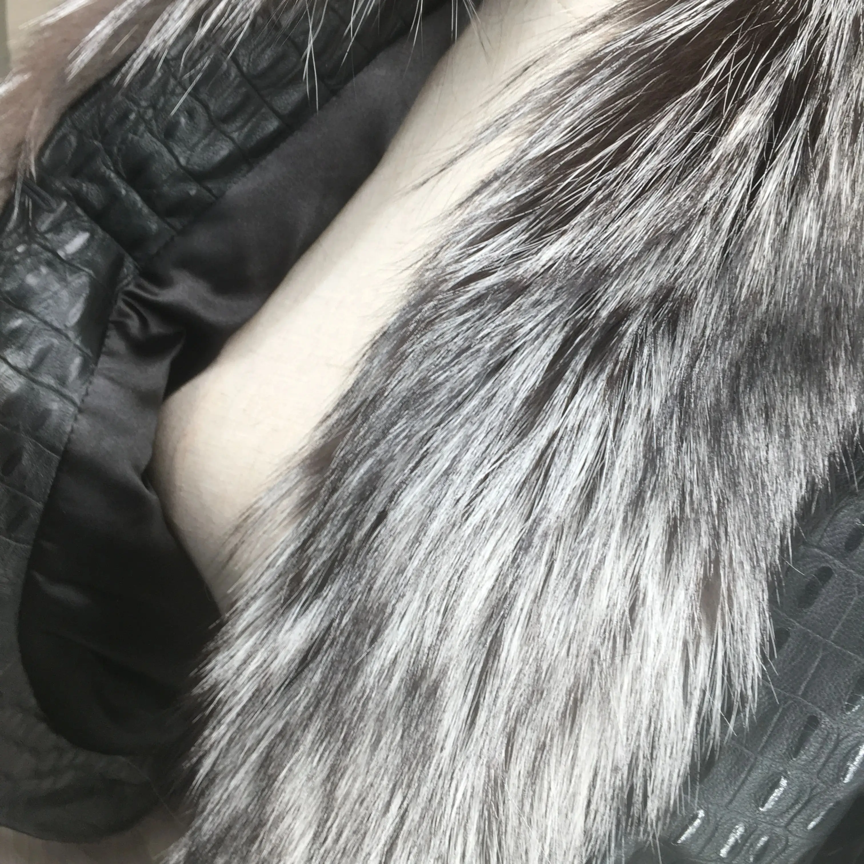 Рисунок 5 - Короткая куртка из натуральной овечьей кожи