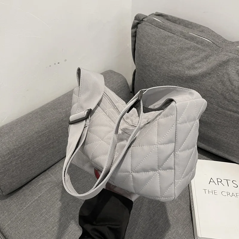 Bolso De Mano Acolchado Para Mujer, Bolso De Mano Grande Y A