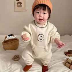 Barboteuse en velours pour enfants, combinaison décontractée à manches longues, vêtements pour tout petits de 0 à 24 mois, automne et hiver 