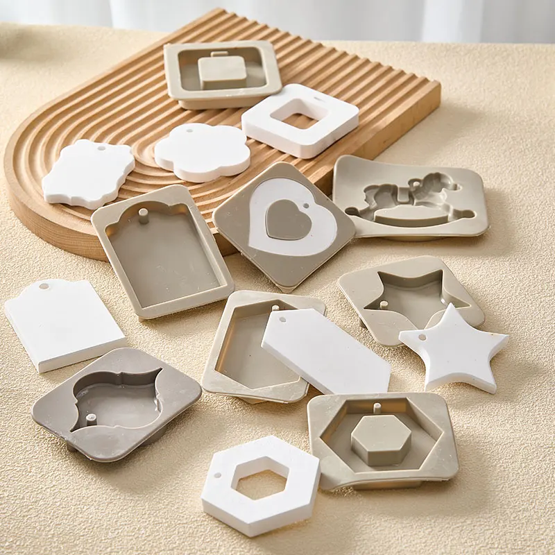 Aromatherapy Wax Tablet & Pendant Silicone Mold
