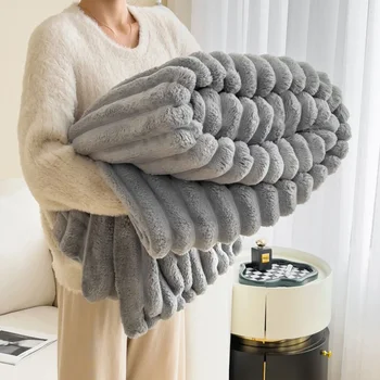 Multifunctional Wide Stripe Blanket 1