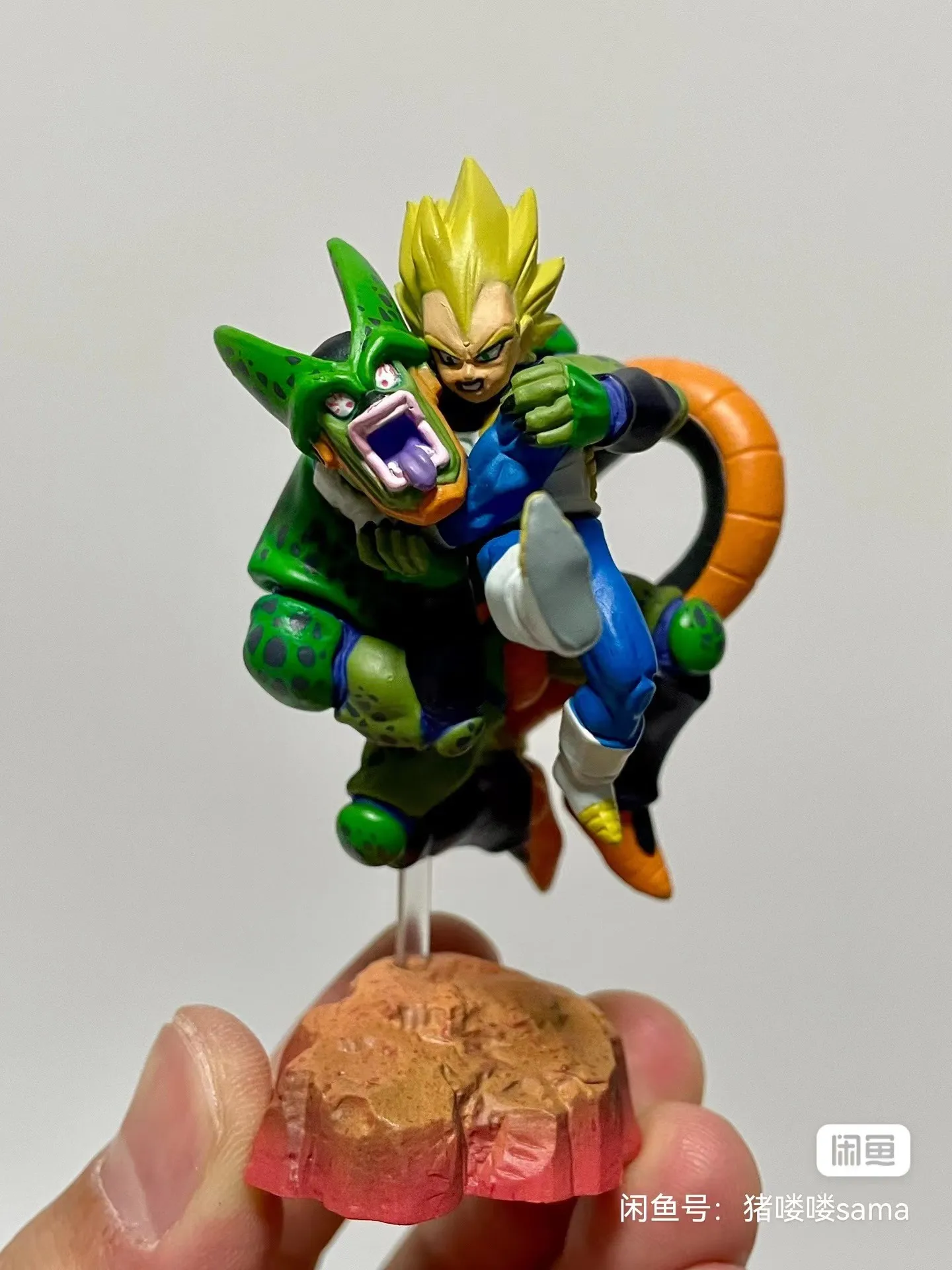 Dragon Ball Z Capsule Neo Return of Cell Figures