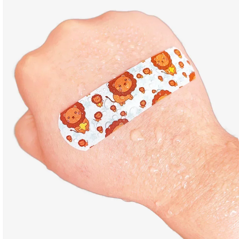 120Pcs For Children Repair Tape Knuckle Sticker  Bandages Kids Cartoon Animal Flexible Adhesive Waterproof First Aid for Cuts