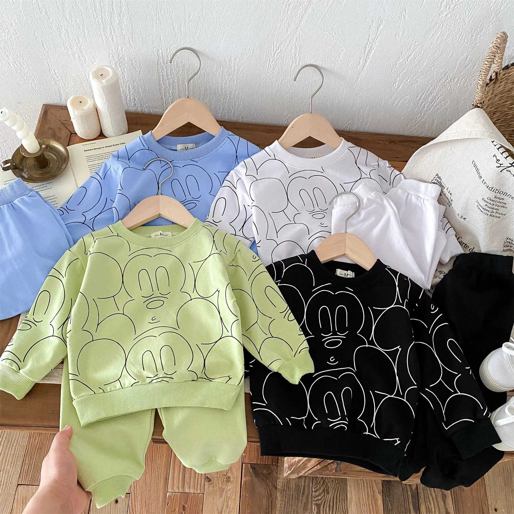Kids Clothes Set Printed Cartoon Mickey Sweatshirt Suit Spring Autumn Long Sleeved