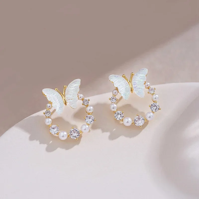 

Korean Fashion Butterfly Stude Earrings for Women Cute Rhinestone Animal Imitation Pearl Multi-layer Circles Earrings Jewelry