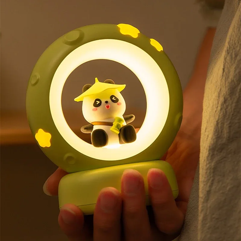 LED 야간 조명 팬더 우주 비행사 머리맡 잠자는 야간 조명 USB 충전 실리콘 어린이 Gife 눈 보호 램프 조명