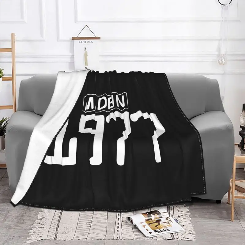 1977 �� ���� ���� ���� ��� ���� ħ�� ����� ħ�� ��ǰ ��� ����