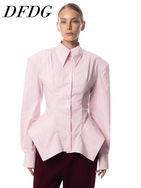 Chemise Femme DFDG Printemps-Été à Col Revers Rayée Ajustée à Ourlet Asymétrique – Tendance Féminine 2026 pour Bureau et Rendez-vous 1