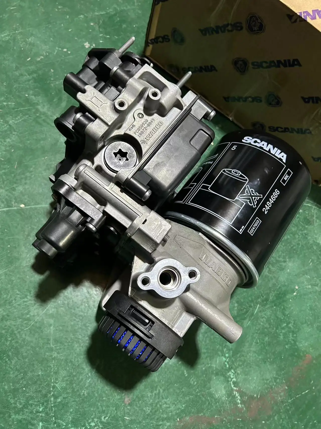 

9325102050 2795850 E-APU V-OLVO S-CANIA D-AF European truck Parts