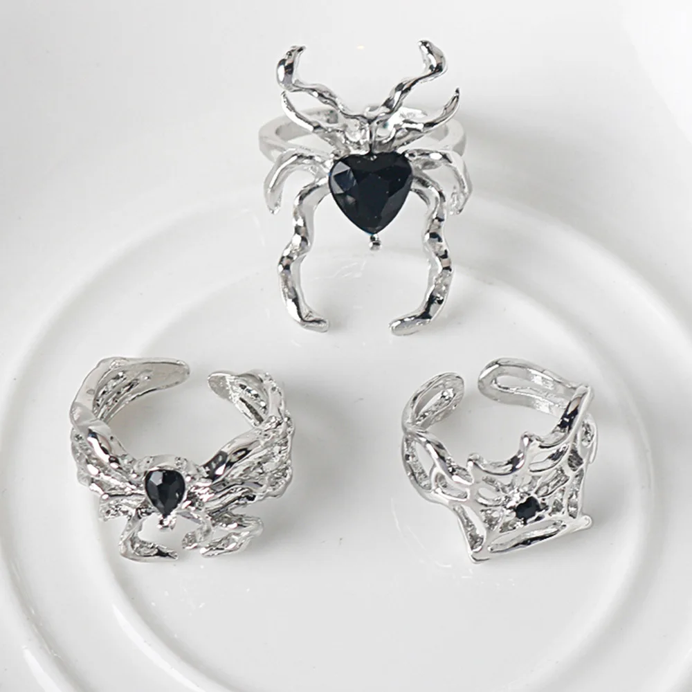 Dark Wind Set Diamond Heart Spider Ring Trend Alloy Premium Ladies All-In-One Halloween Ring