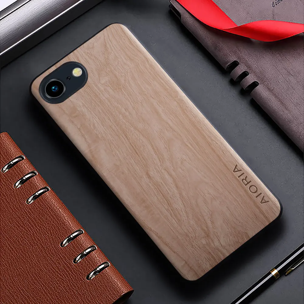 Bamboo Pattern Leather Back Cover – Stylish Wood-Inspired Case