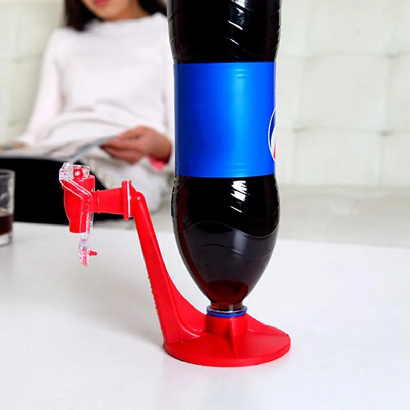 Creative Manual Pressurized Carbonated Beverage Drinker Portable Soda Water