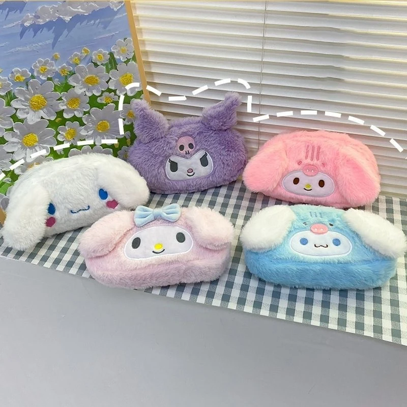 

Sanrio Cinnamoroll плюшевый карандаш, Женская мелодия, Kuromi Kirby, мягкий плюшевый карандаш, ранцы для студентов, сумки для макияжа, милые подарки для девочек 2023