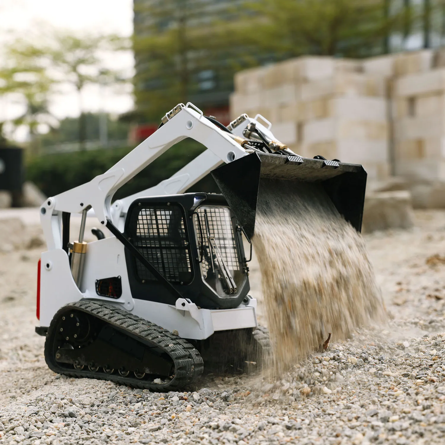 1/14 JDM SM770 RC Hydraulic Skid-Steer Tracked Loader Light Sound System Radio Control Truck Car Vehicle Toy Model Gift 5
