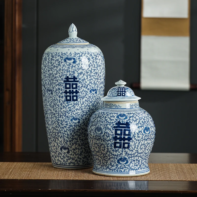 New Chinese Classical Blue And White Pottery Double Happiness Ceramic Storage Jar Home TV Cabinet Wine Cabinet Decoration 4