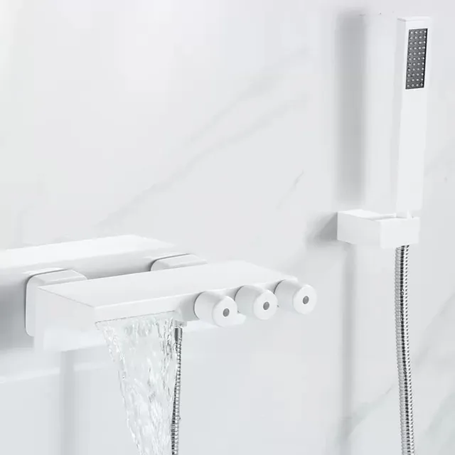 white faucet set