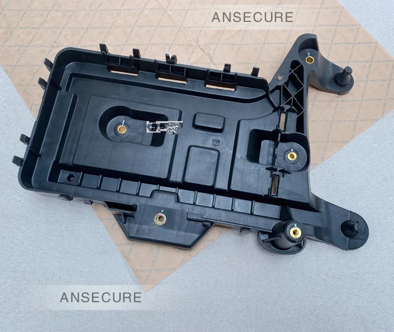 Battery Pad Tray Console Lower Bracket For VW Golf Jetta Caddy Eos Tiguan Touran Passat B6 B7 CC Scirocco Sharan Skoda 1K0915333